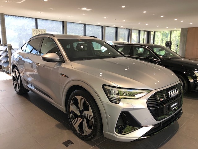 AUDI e-tron 50 Sportback S Line quattro-image-2