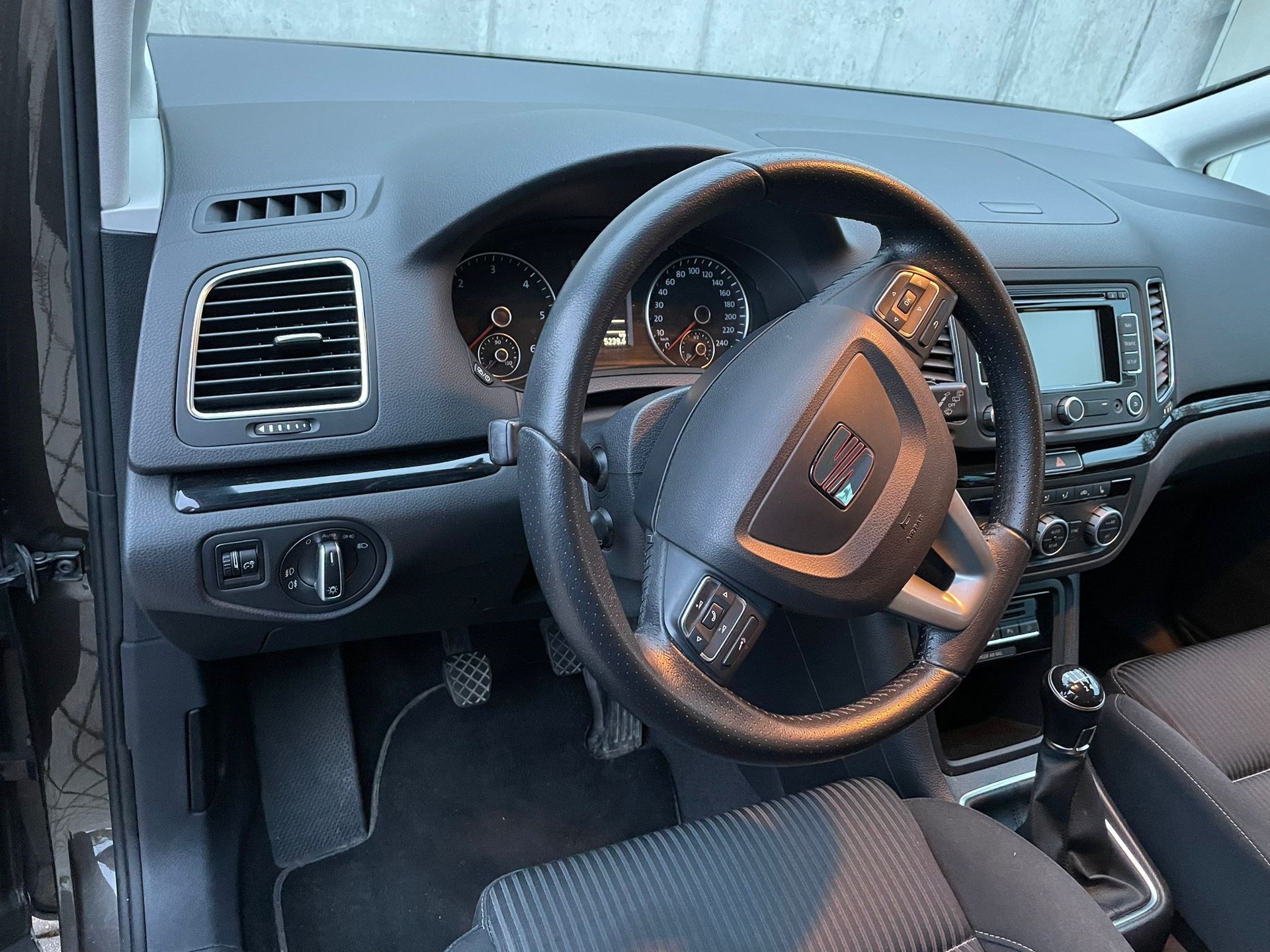 SEAT ALHAMBRA 2.0 TDI 4M-image-10