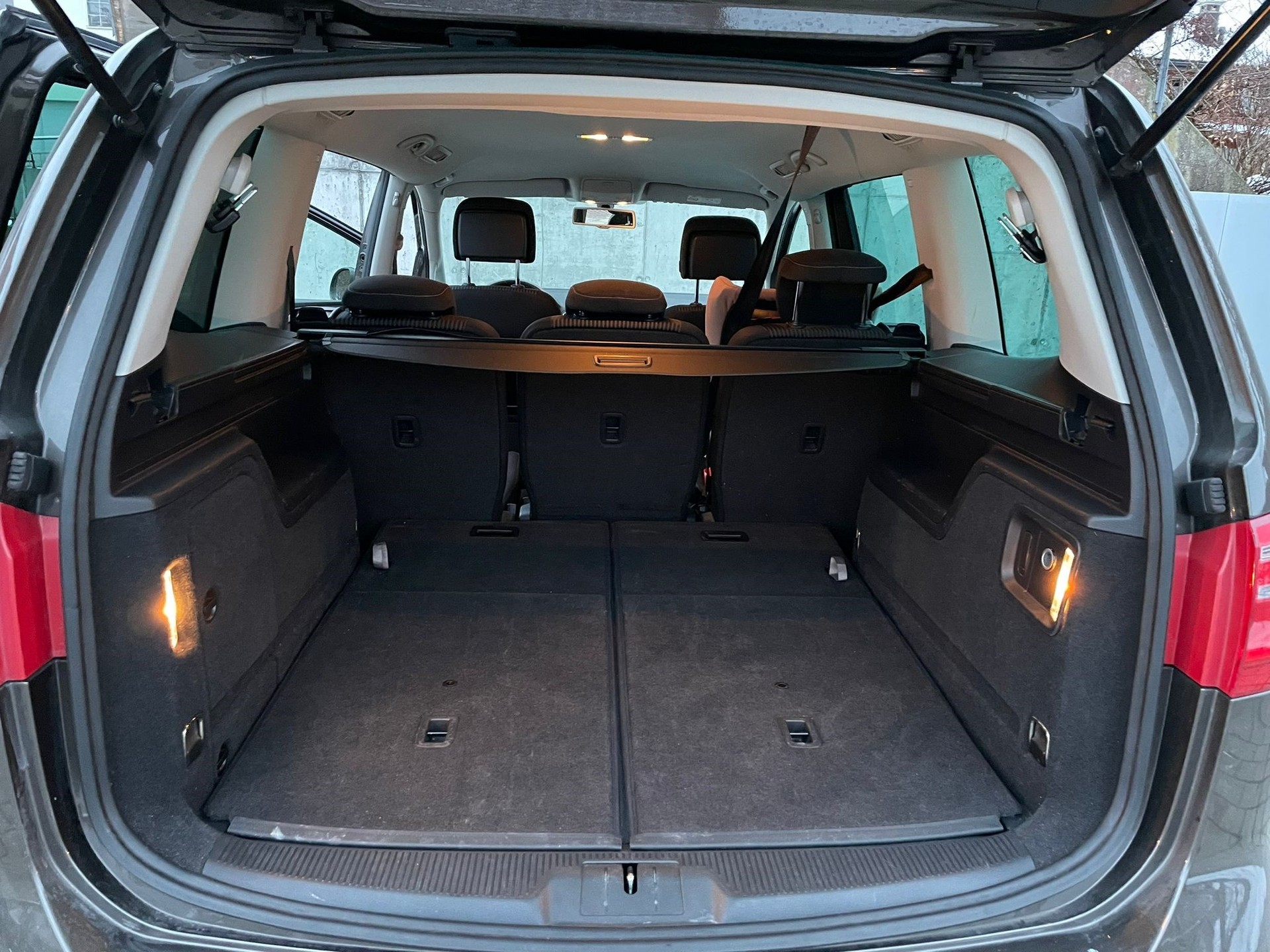 SEAT ALHAMBRA 2.0 TDI 4M-image-6