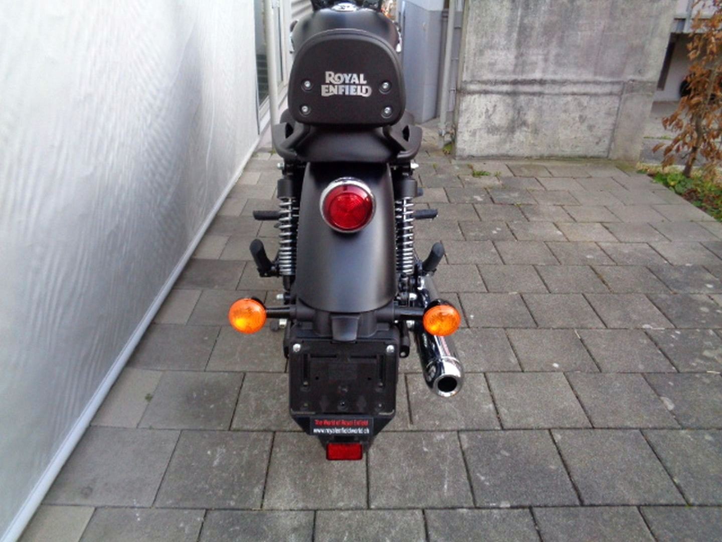 ROYAL ENFIELD METEOR 350 E5-showroom-element-3