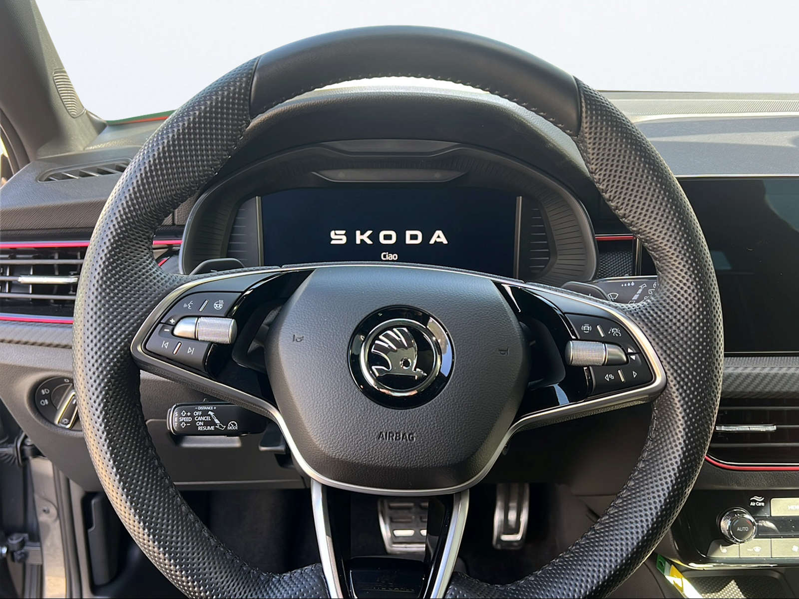 SKODA Kamiq 1.0 TSI Monte Carlo DSG-image-11