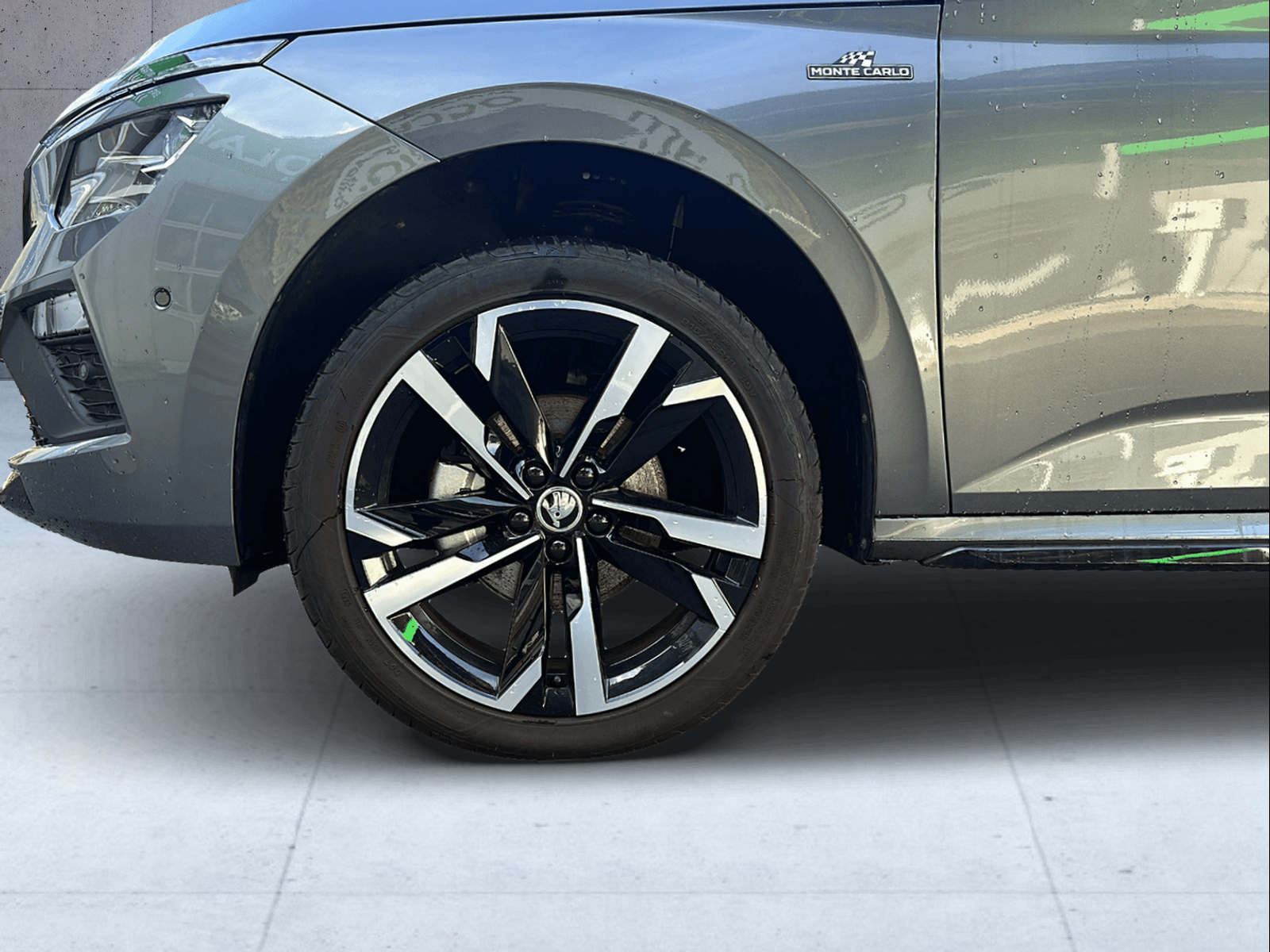 SKODA Kamiq 1.0 TSI Monte Carlo DSG-image-8