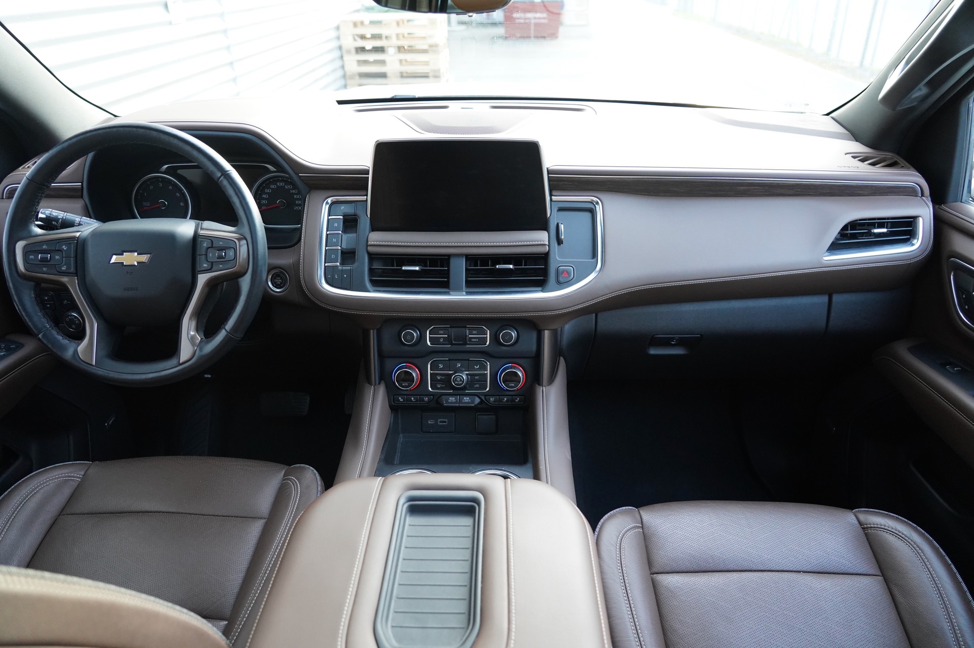 CHEVROLET Tahoe High Country 6.2 AWD-image-6