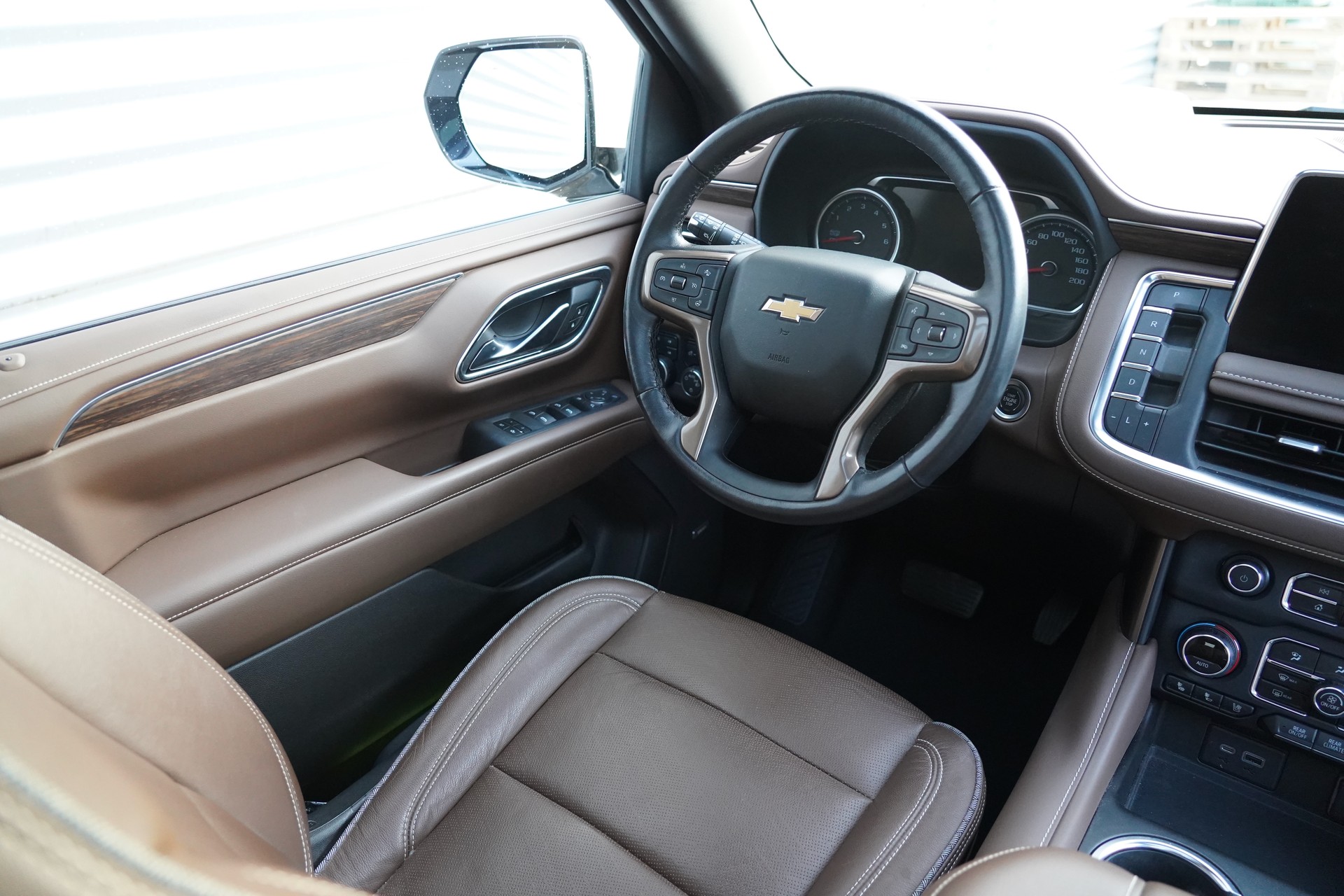 CHEVROLET Tahoe High Country 6.2 AWD-image-7
