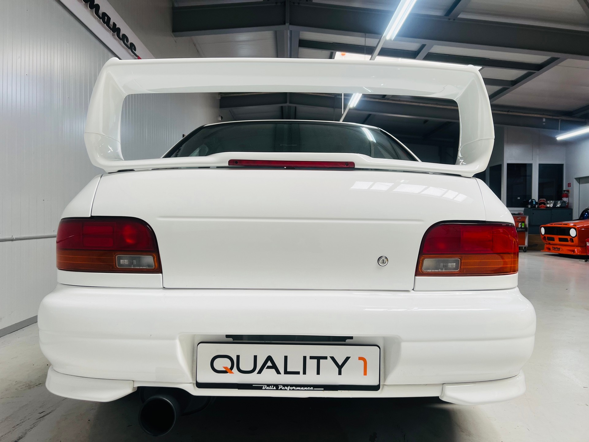 SUBARU Impreza 2.0 Turbo-image-4