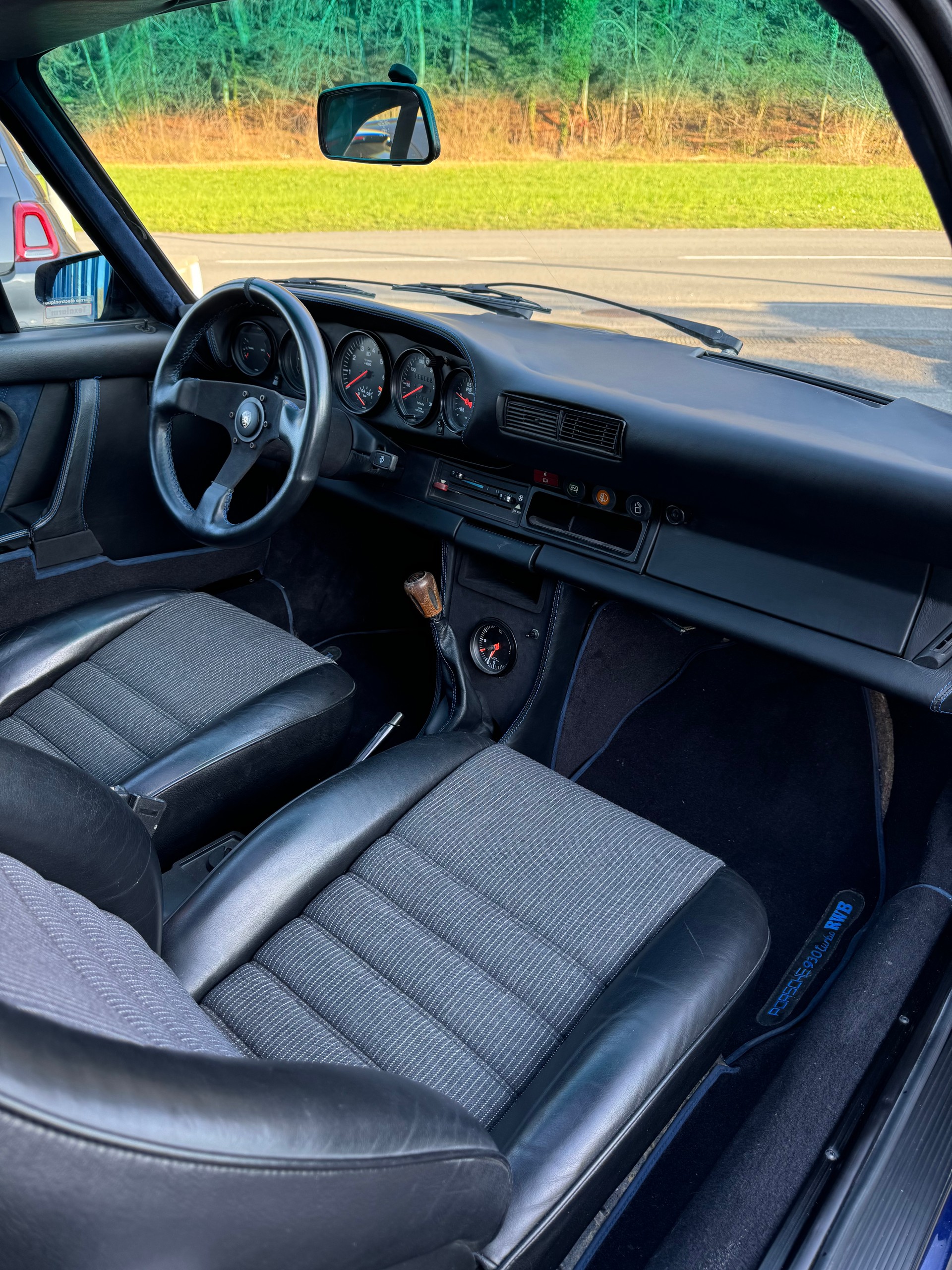 PORSCHE 911 Turbo RS Motor 3.5l-image-8