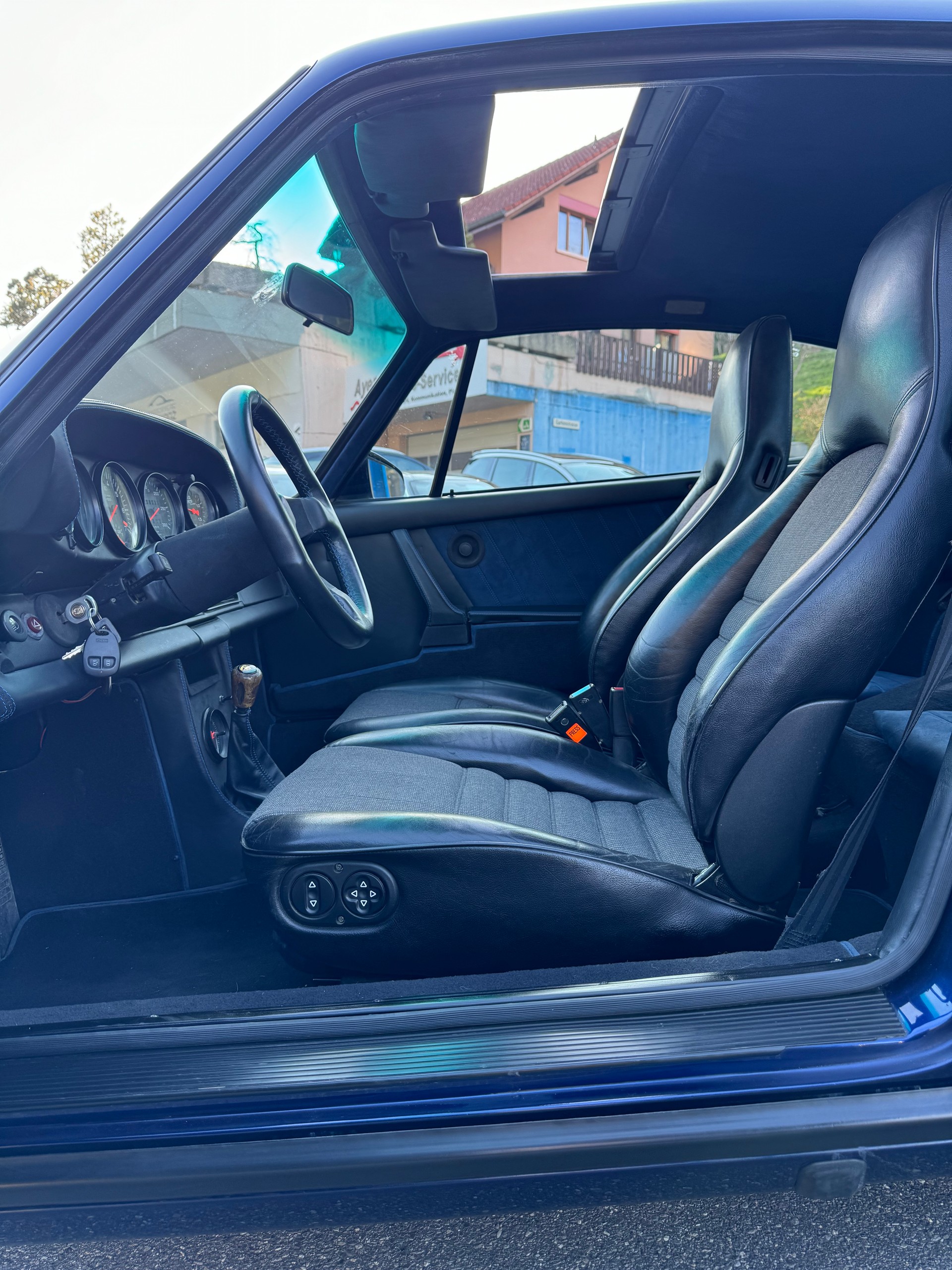 PORSCHE 911 Turbo RS Motor 3.5l-image-7