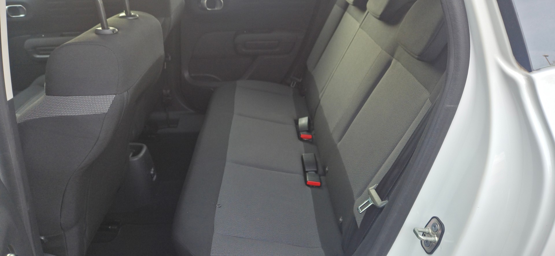 CITROEN C3 Aircross 1.2i PureTech Feel EAT-image-10