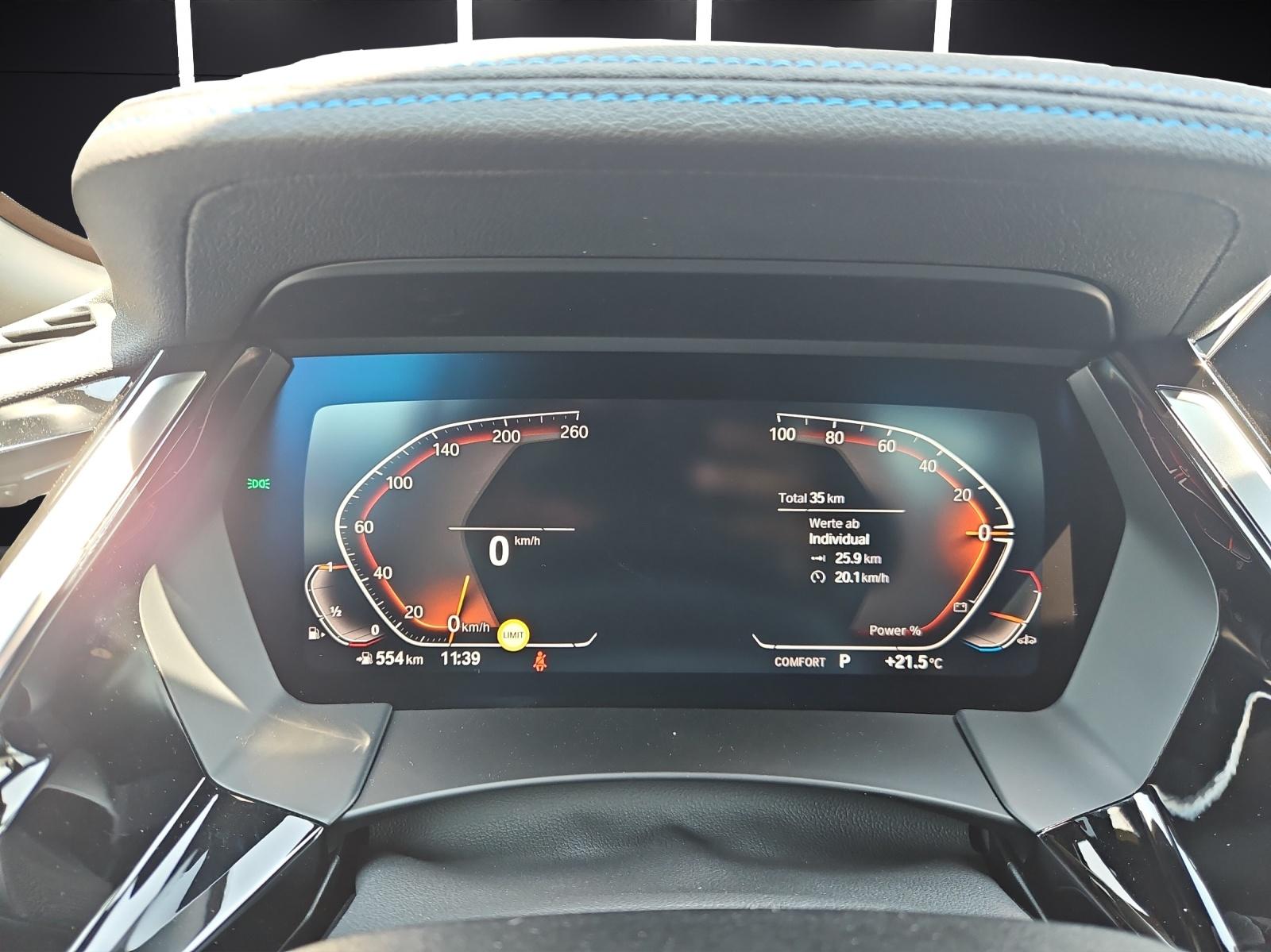 BMW Z4 20i sDrive-image-15