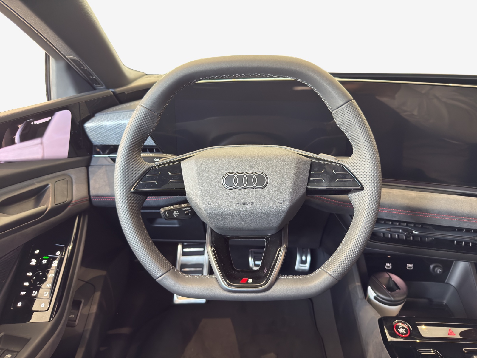 AUDI A6 Avant e-tron quattro-image-9