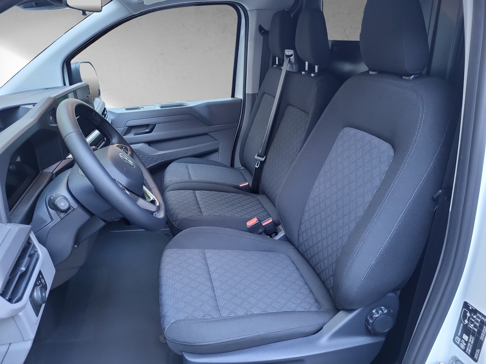 VW Transporter Kastenwagen 2.0TDI 150PS Automat 4Motion-image-8