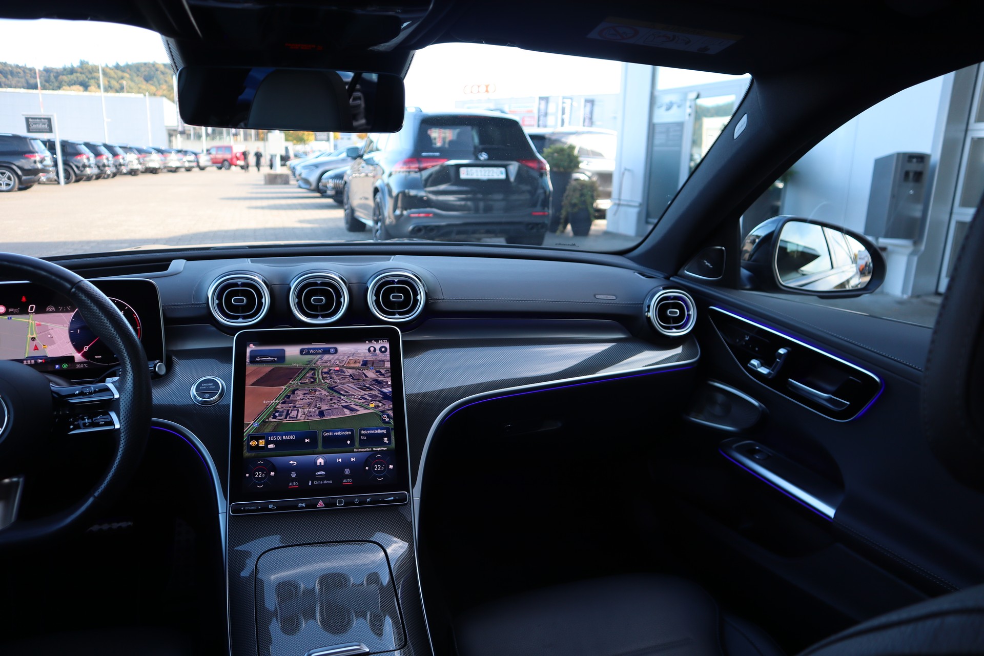 MERCEDES-BENZ C 220 d T 4Matic AMG Line-image-6
