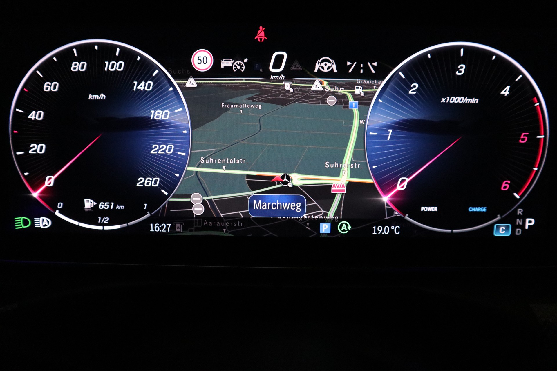 MERCEDES-BENZ C 220 d T 4Matic AMG Line-image-23