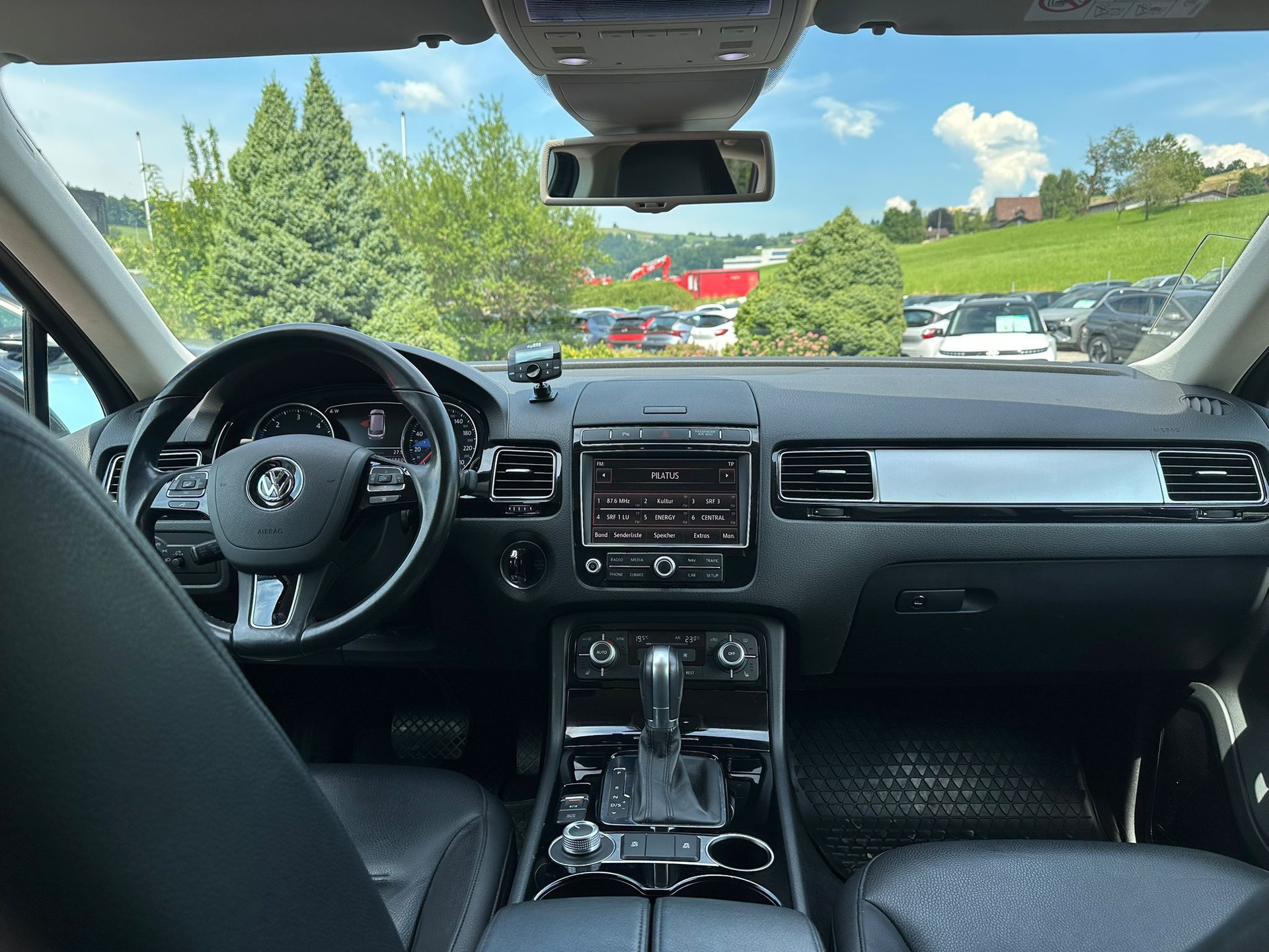 VW Touareg 3.0 TDI BMT Terrain Tech Tiptronic-image-8