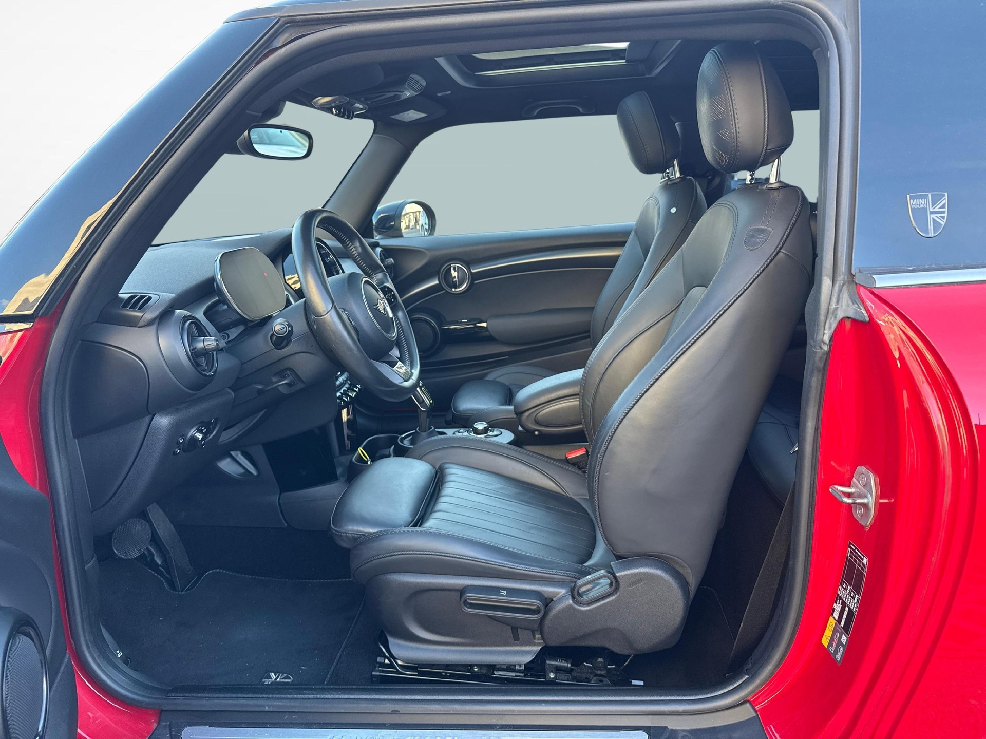 MINI F56 Cooper SE-image-12