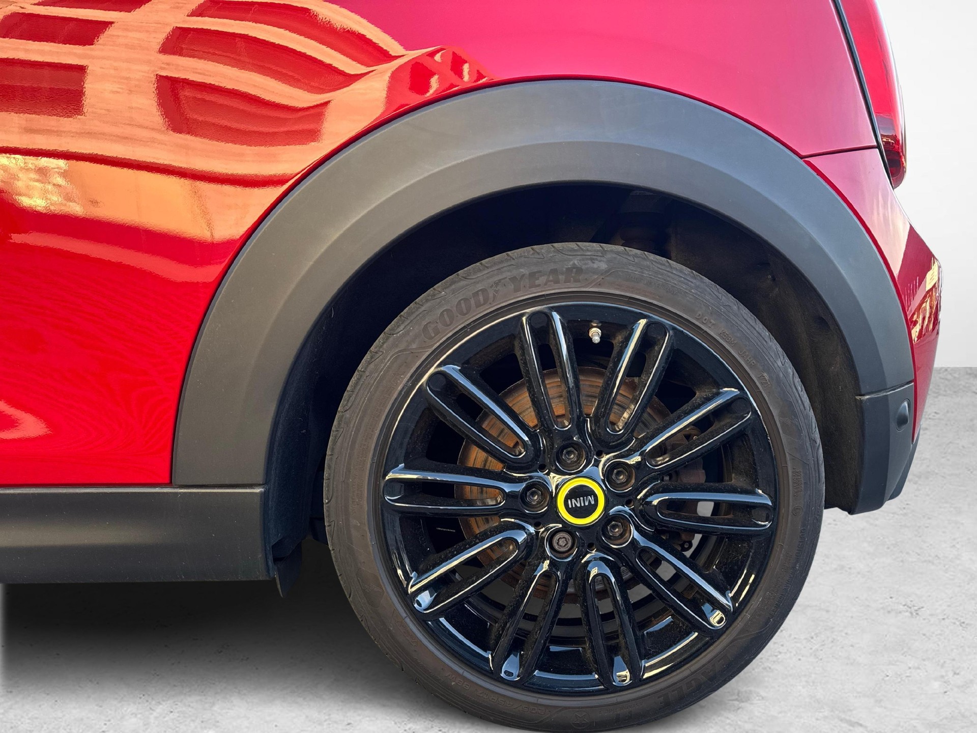 MINI F56 Cooper SE-image-11