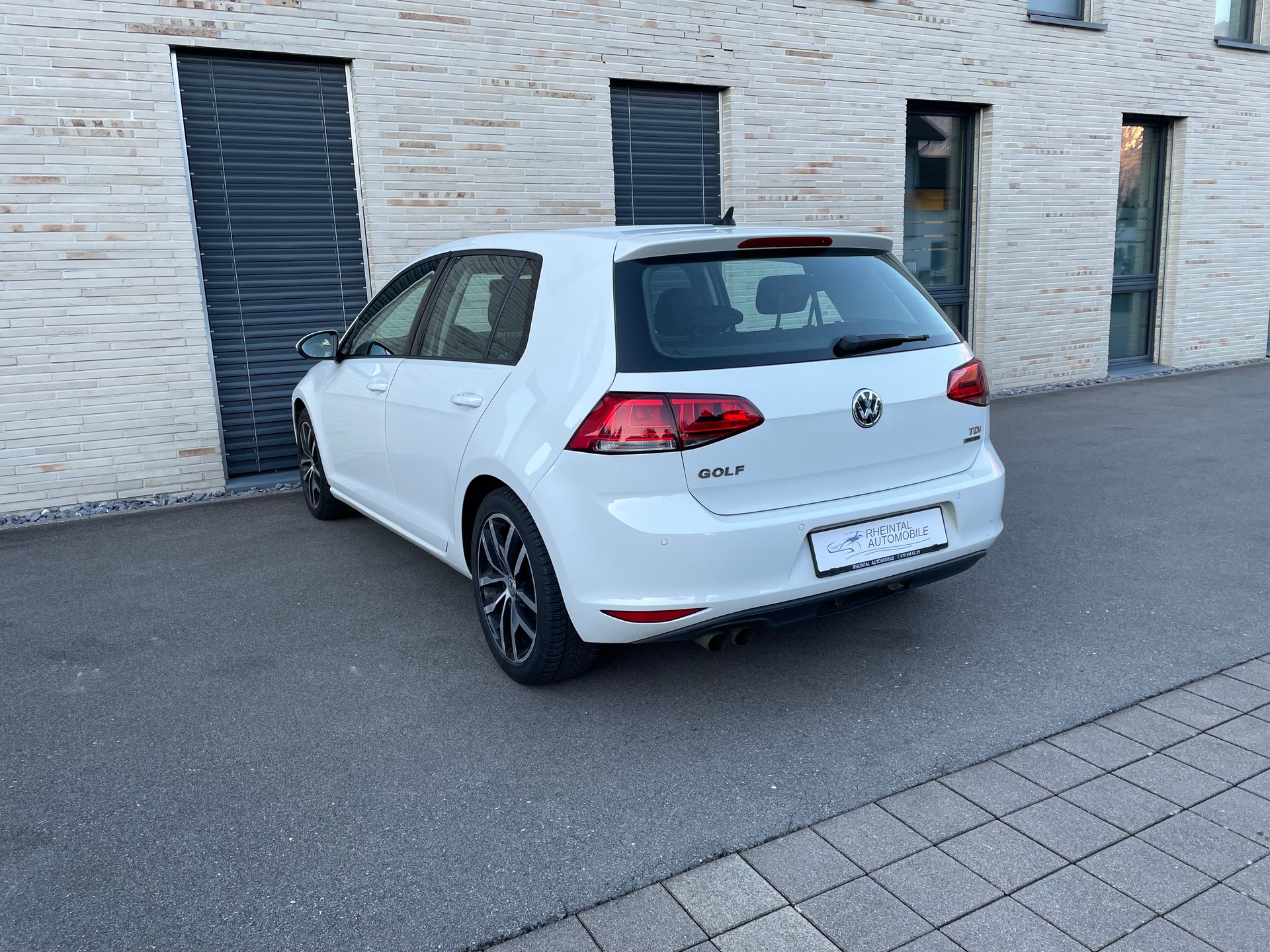 VW Golf VII 1.6 TDI 4Motion-image-9