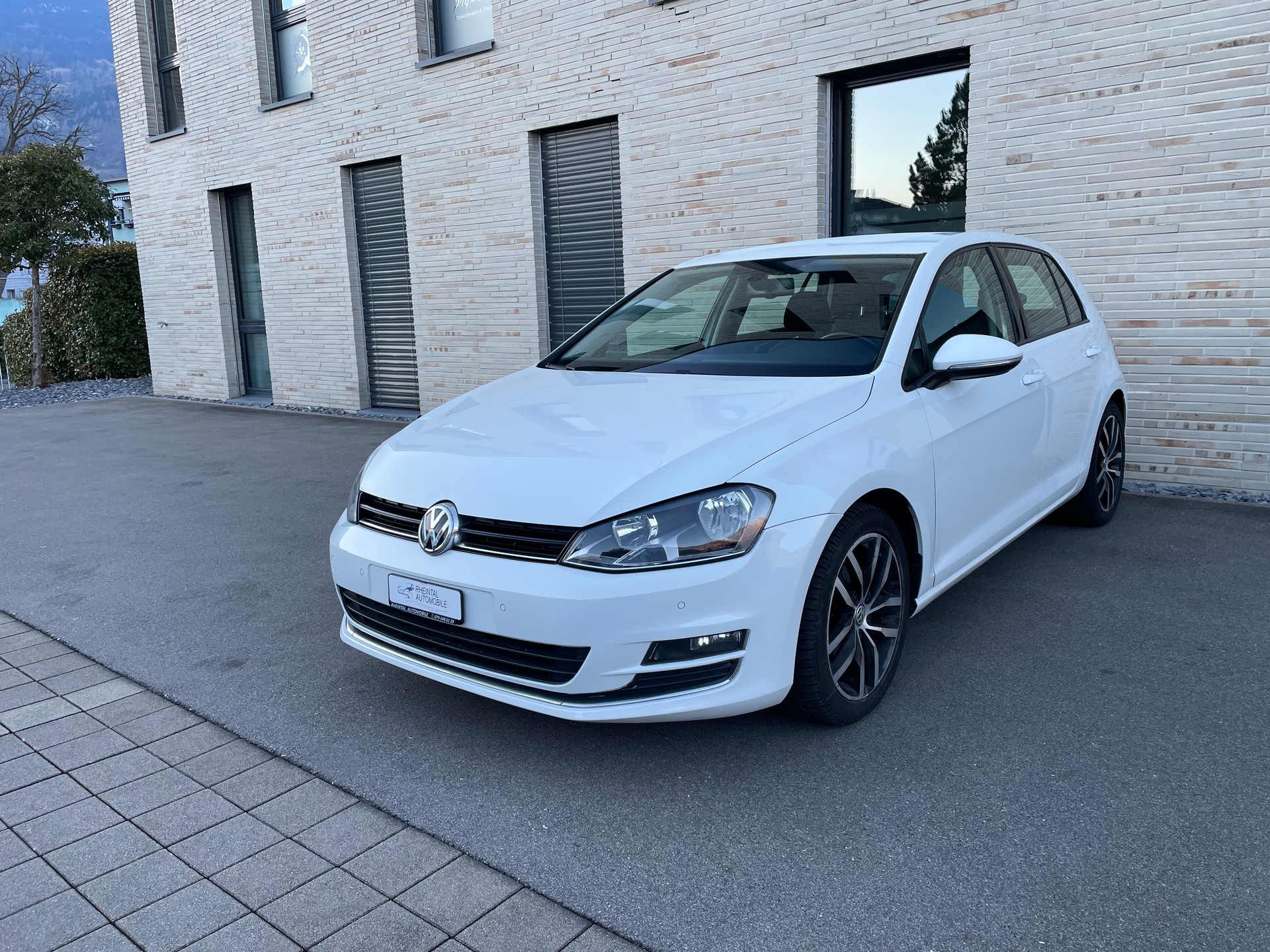 VW Golf VII 1.6 TDI 4Motion-image-0
