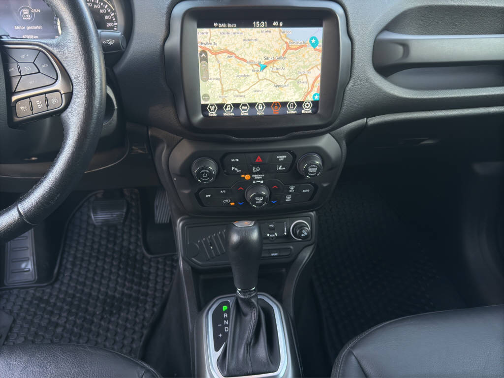 JEEP Renegade 1.3 Turbo S-image-11