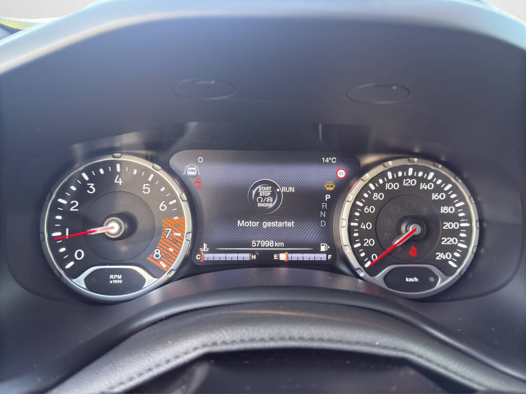 JEEP Renegade 1.3 Turbo S-image-10