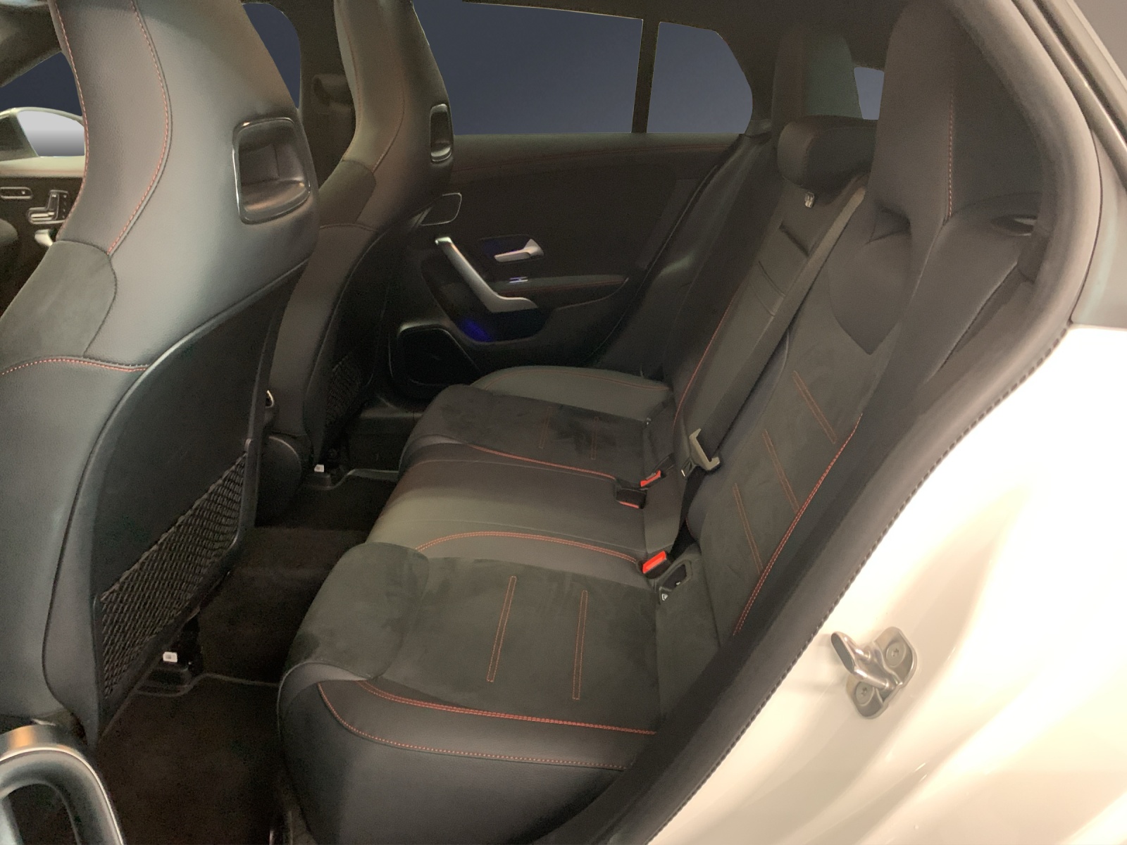 MERCEDES-BENZ CLA SB 250 8G-DCT 4M-image-10