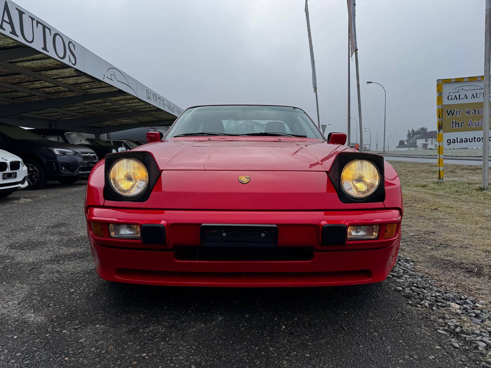 PORSCHE 944-image-1