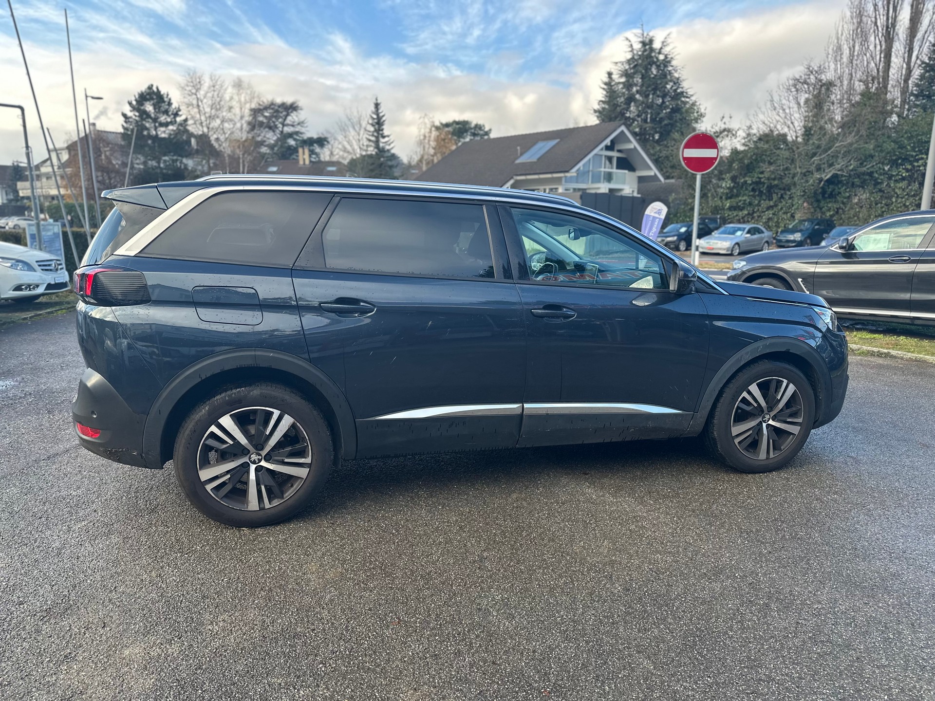 PEUGEOT 5008 1.6 THP Allure EAT-image-7