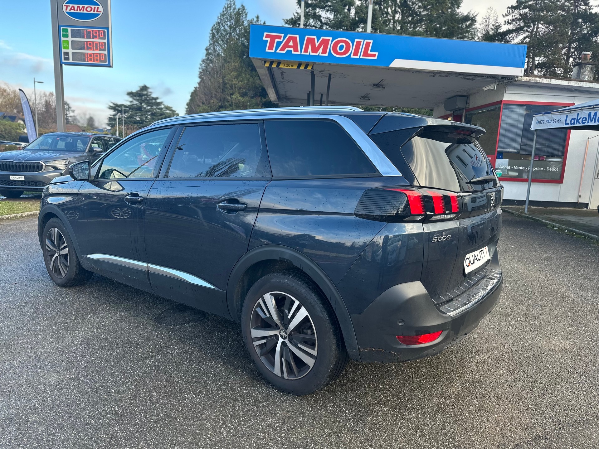 PEUGEOT 5008 1.6 THP Allure EAT-image-4