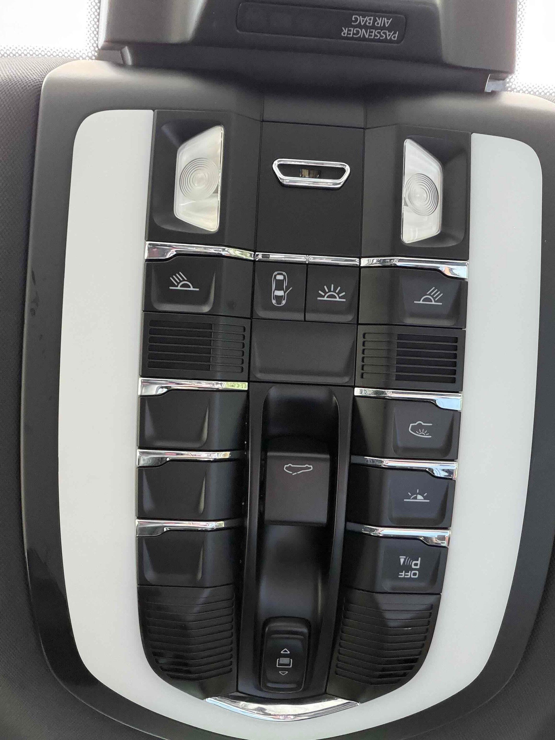 PORSCHE Macan S Diesel PDK-image-8