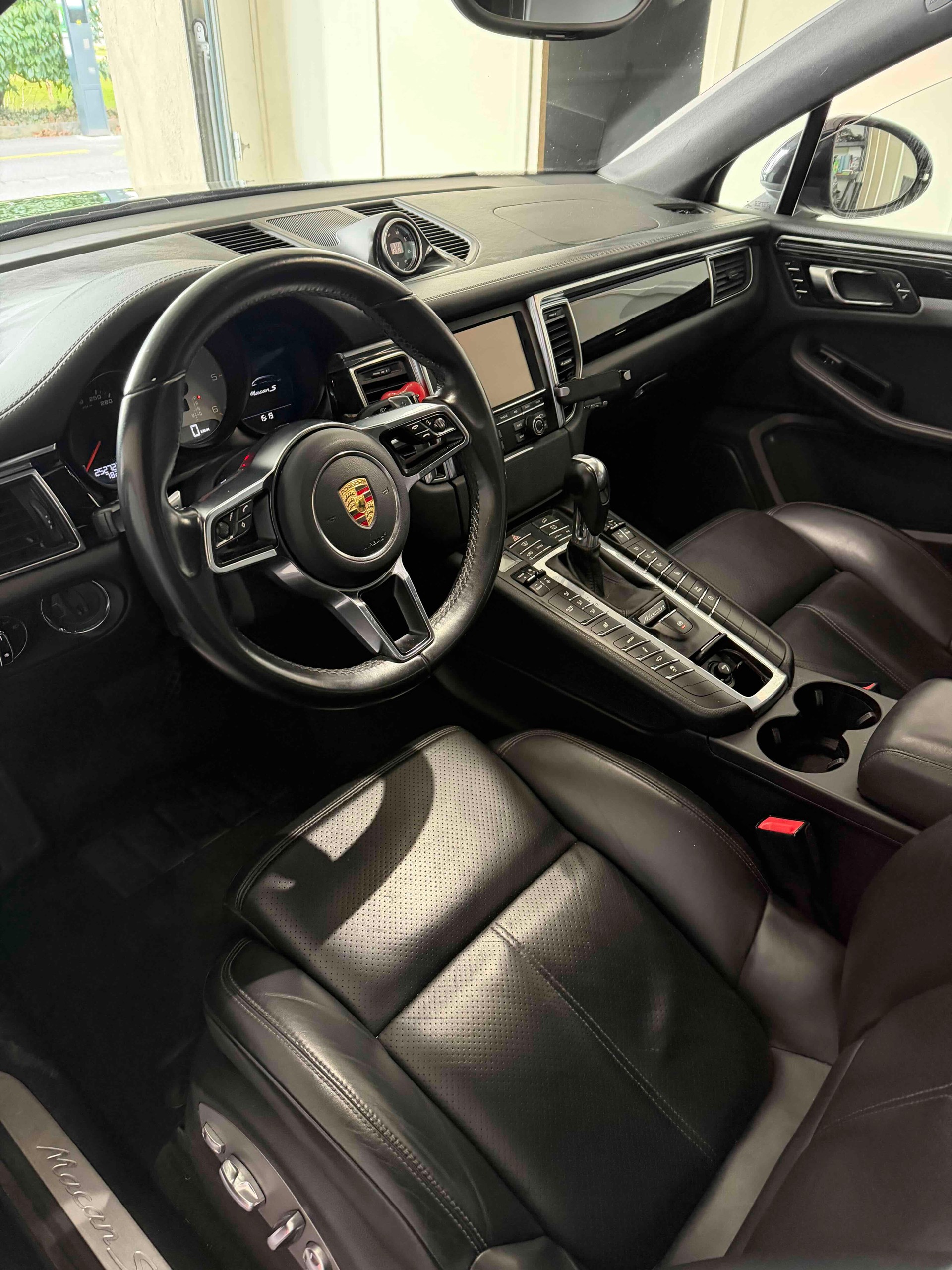 PORSCHE Macan S Diesel PDK-image-12
