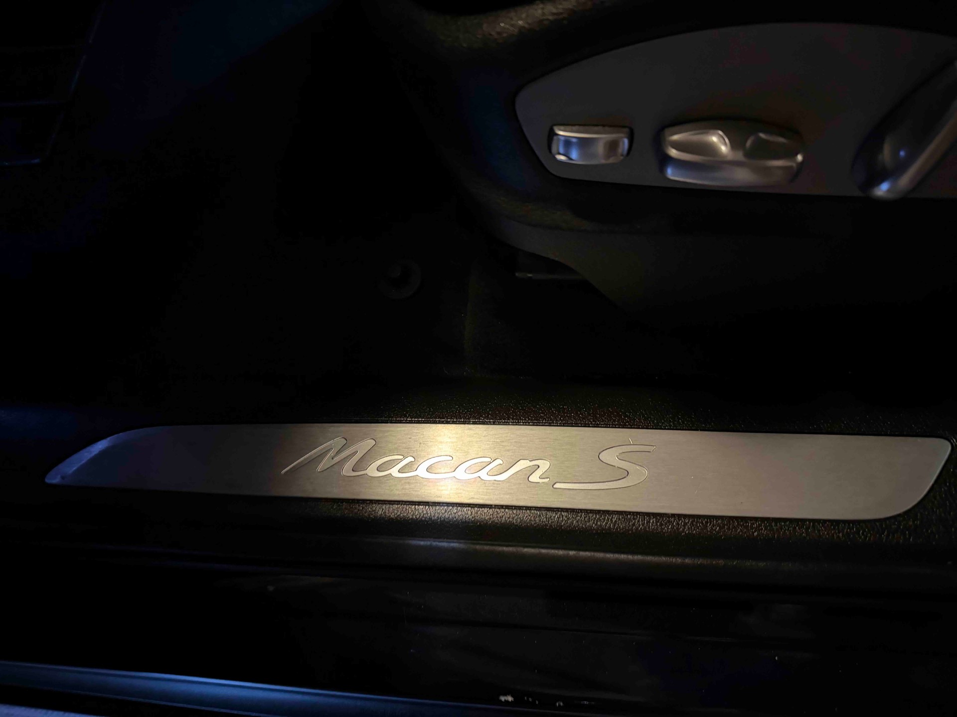 PORSCHE Macan S Diesel PDK-image-6