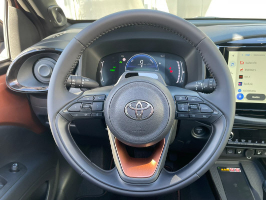 TOYOTA Aygo X 1.5 Sty. e-CVT Tr.-image-9