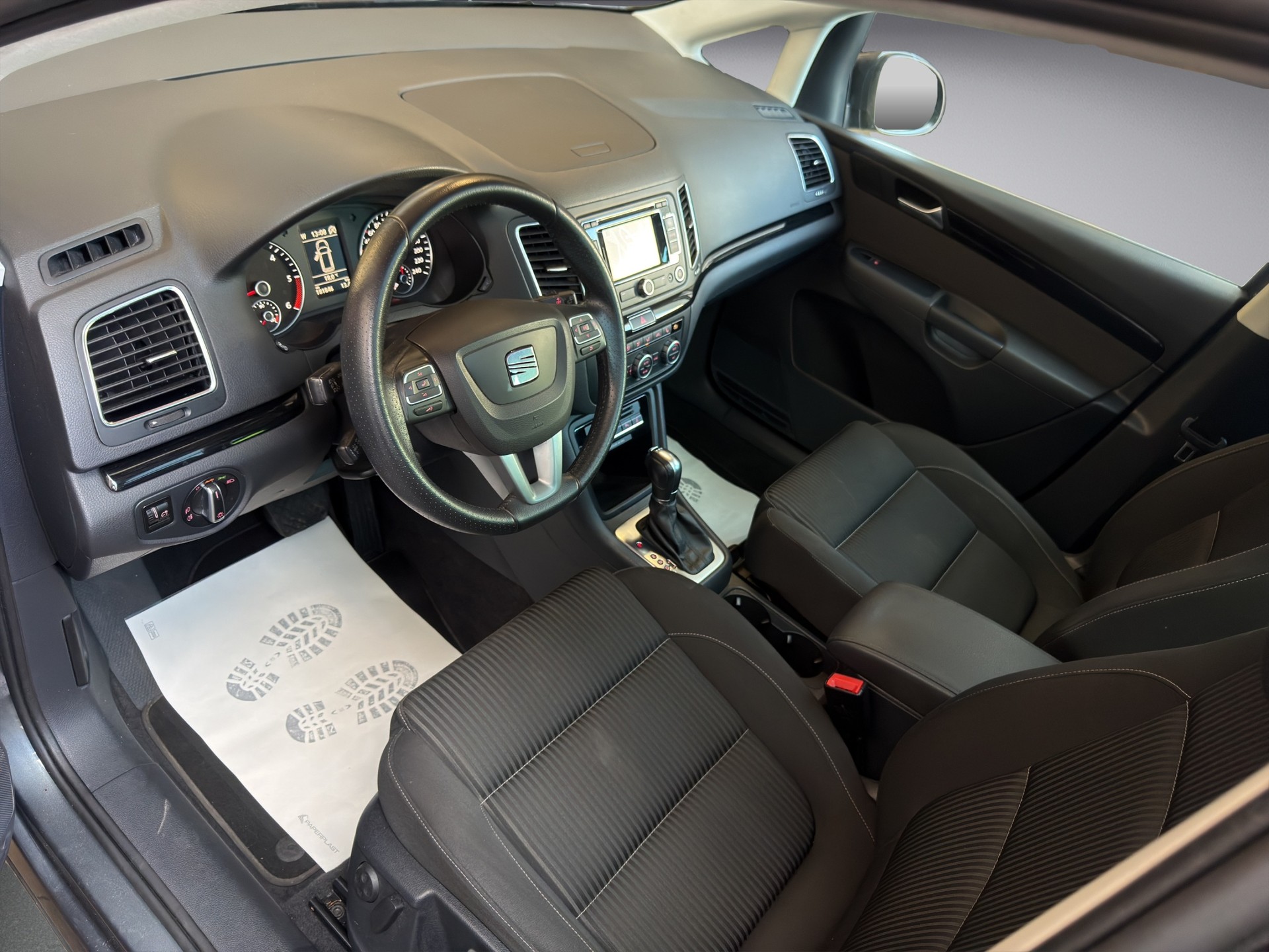 SEAT Alhambra 2.0 TDI Style Eco DSG-image-8