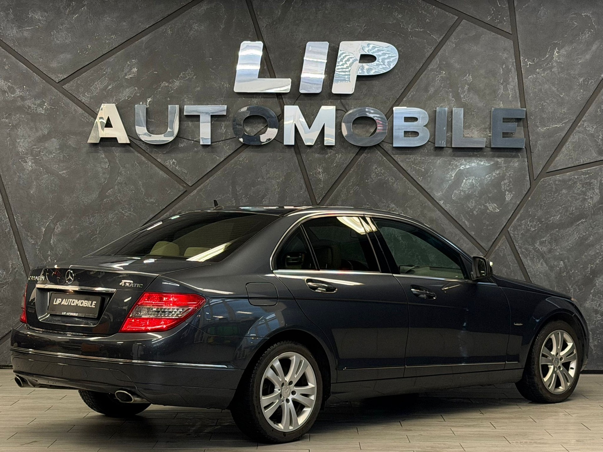 MERCEDES-BENZ C 350 CDI (320 CDI) Avantgarde 4Matic 7G-Tronic-image-5