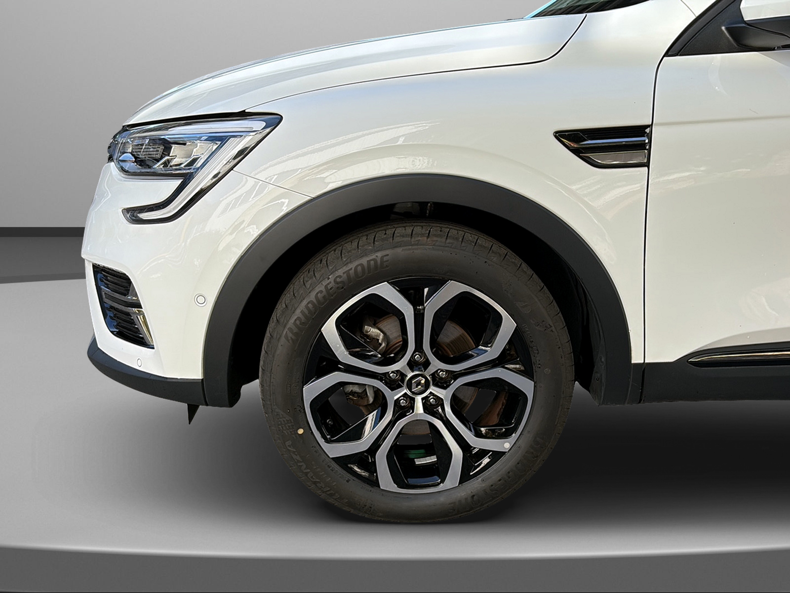 RENAULT Arkana 1.6 E-Tech Techno-image-14