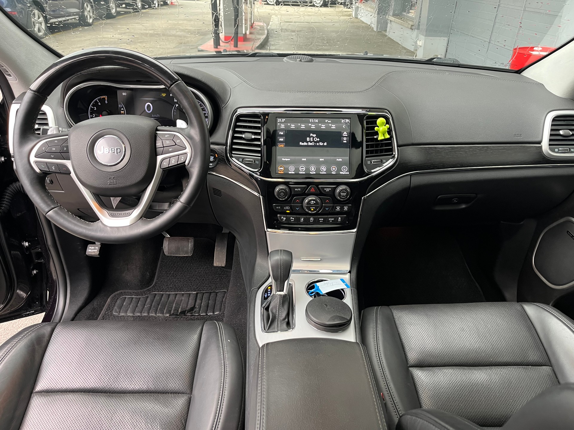 JEEP Grand Cherokee 3.0 CRD Summit Automatic-image-9
