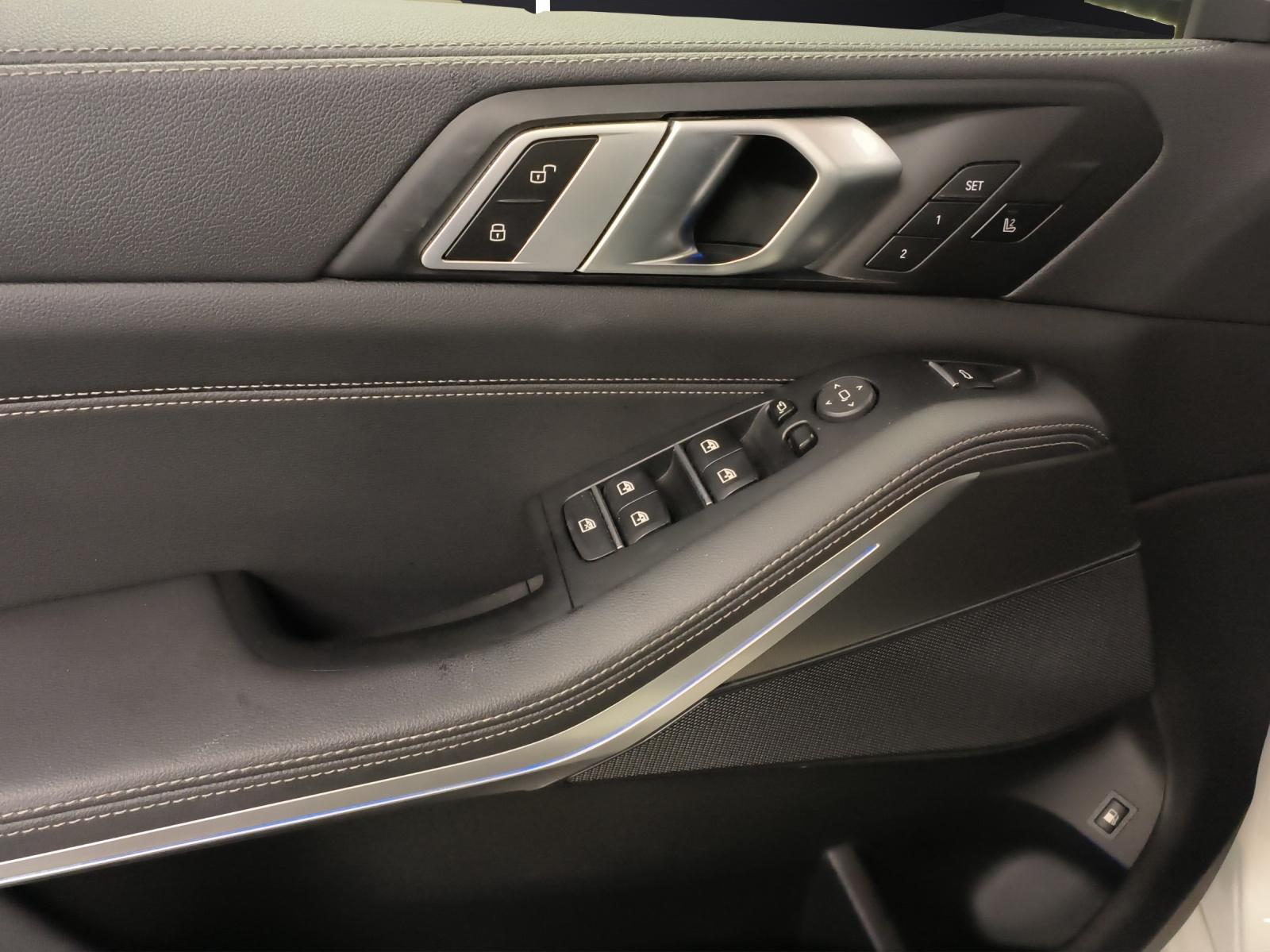 BMW X5 45e xDrive SAG-image-10