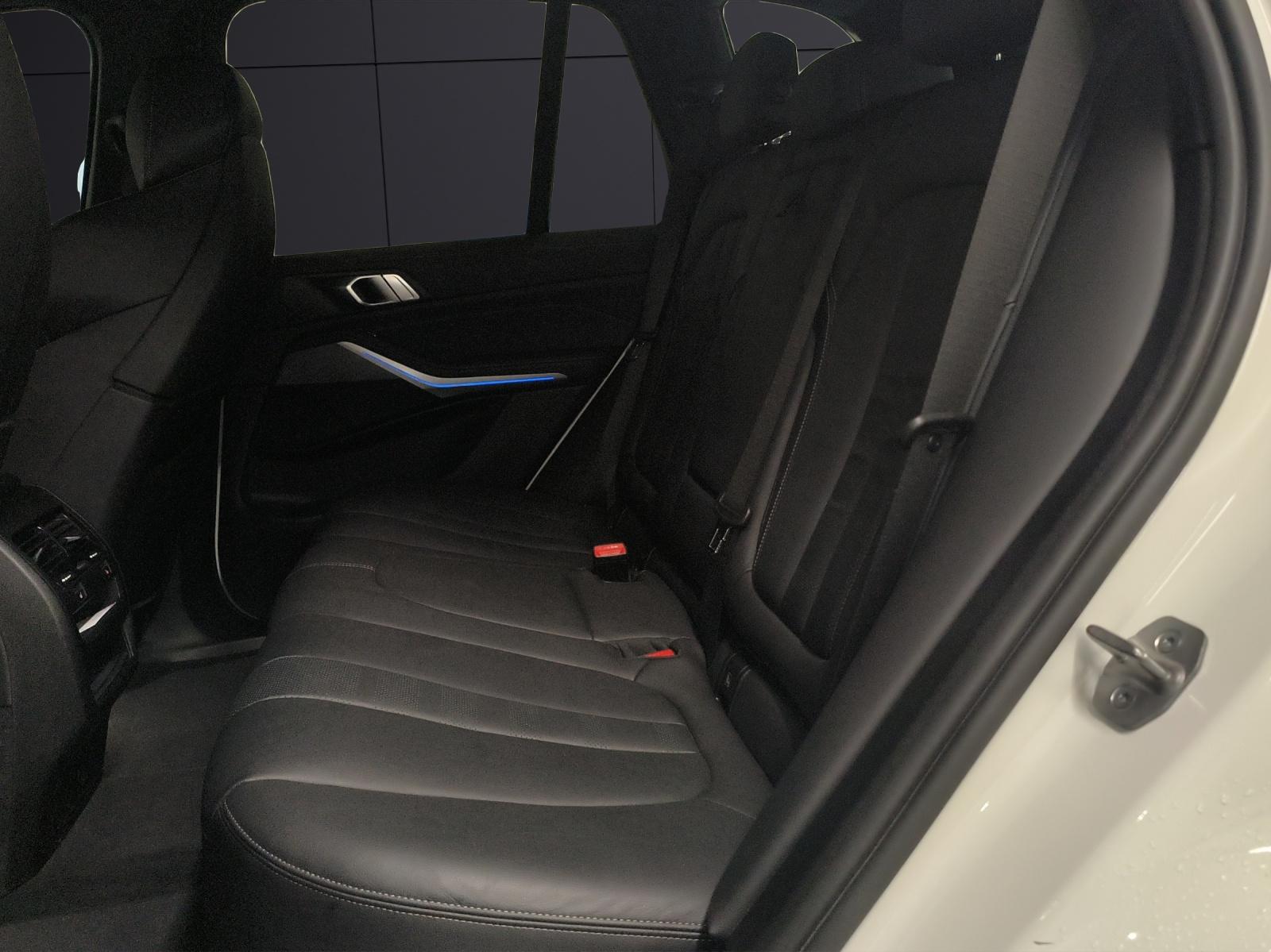 BMW X5 45e xDrive SAG-image-12
