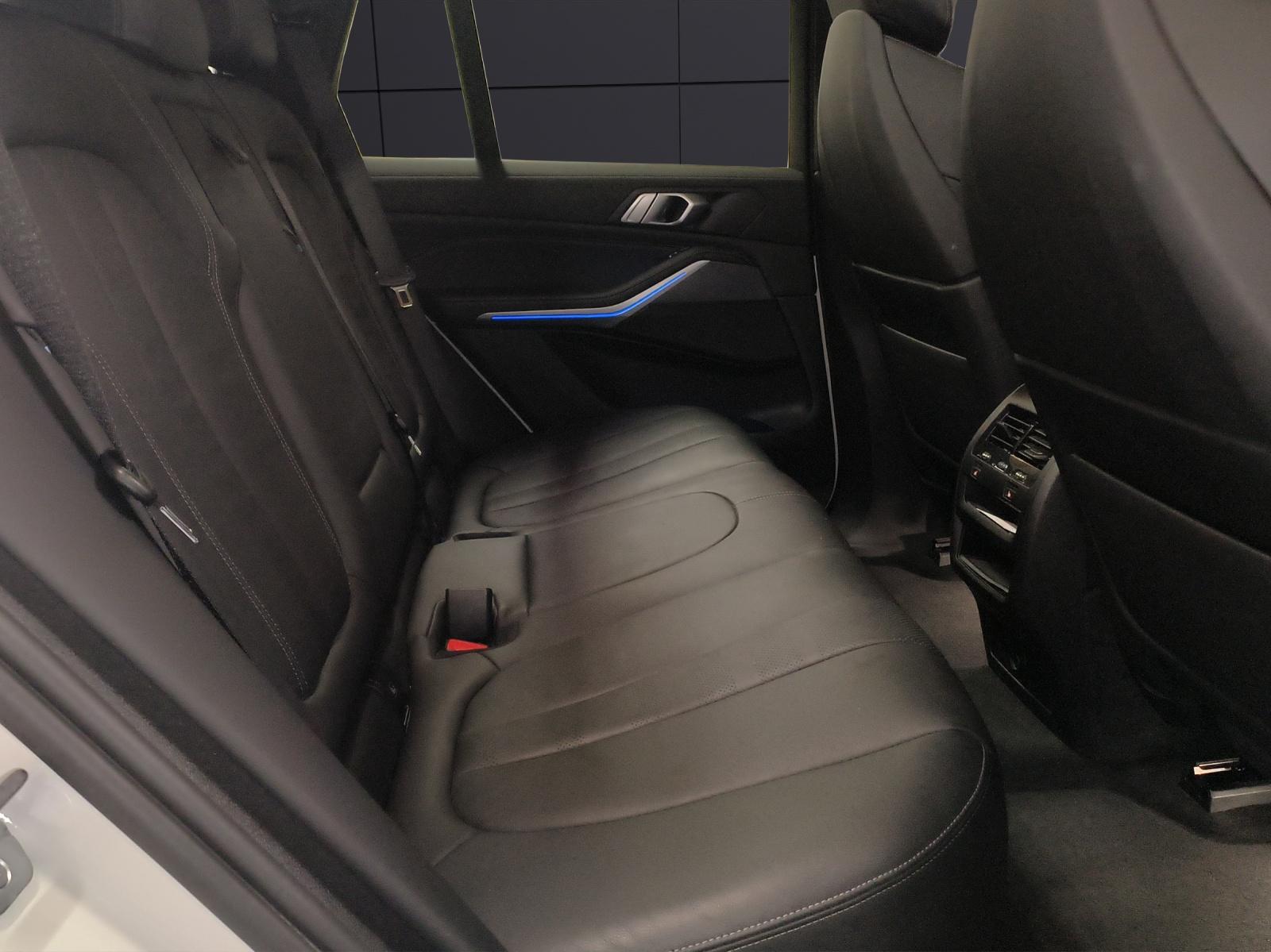 BMW X5 45e xDrive SAG-image-14