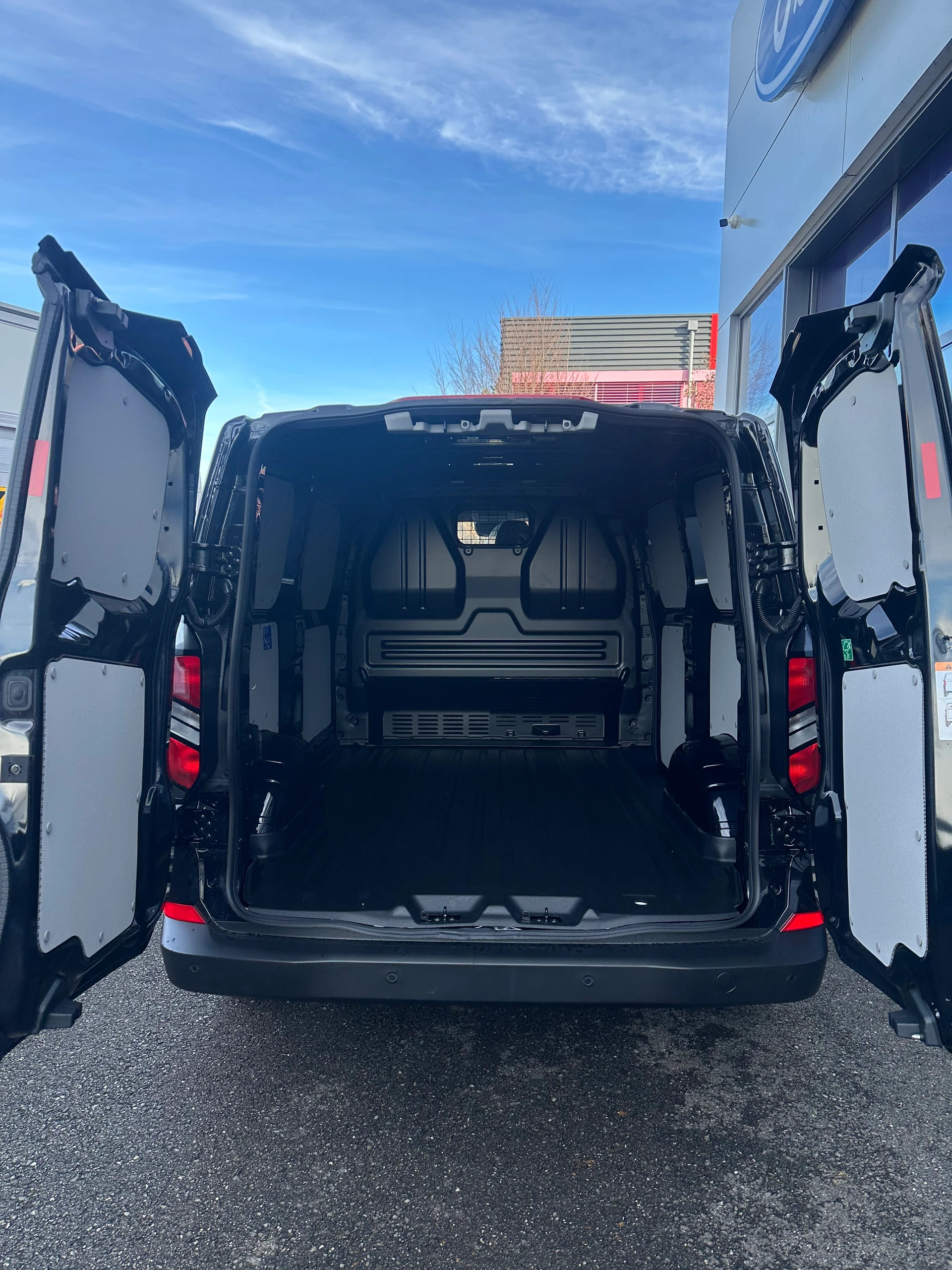 FORD Transit Custom Van 280 L1 2.0 EcoBl Trend/136CV/Aut.-image-5