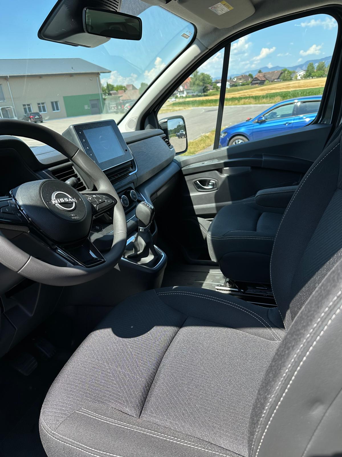 NISSAN Primastarr Kombi 2.8 t L1 H1 2. Tekna 8 Plätzer-image-6