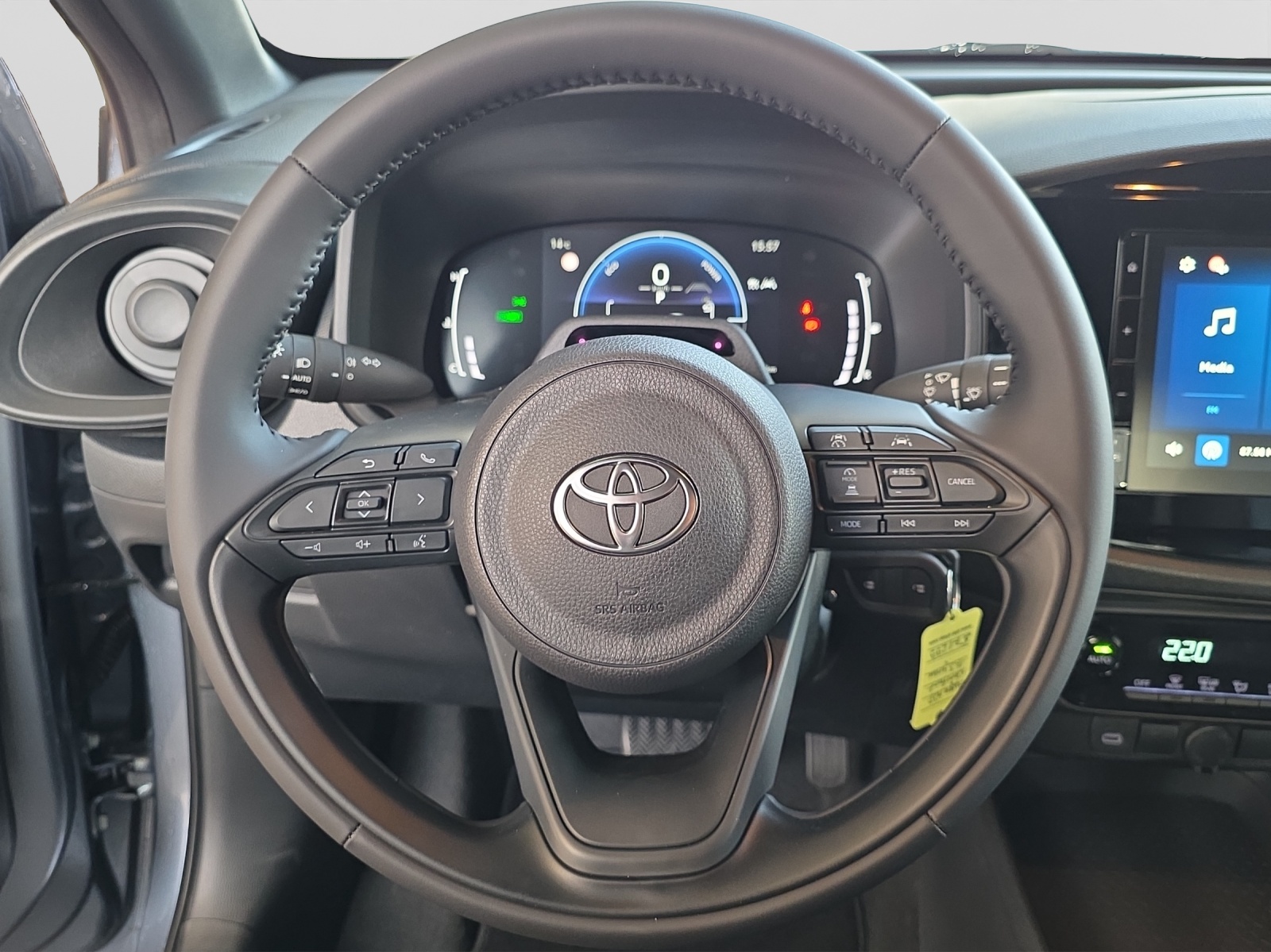 TOYOTA Aygo X 1.5 VVT-i HSD Comfort-image-9