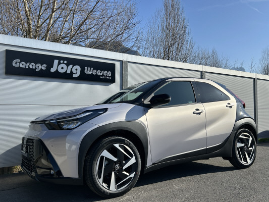 TOYOTA Aygo X 1.5 Sty. e-CVT Tr.-image-0