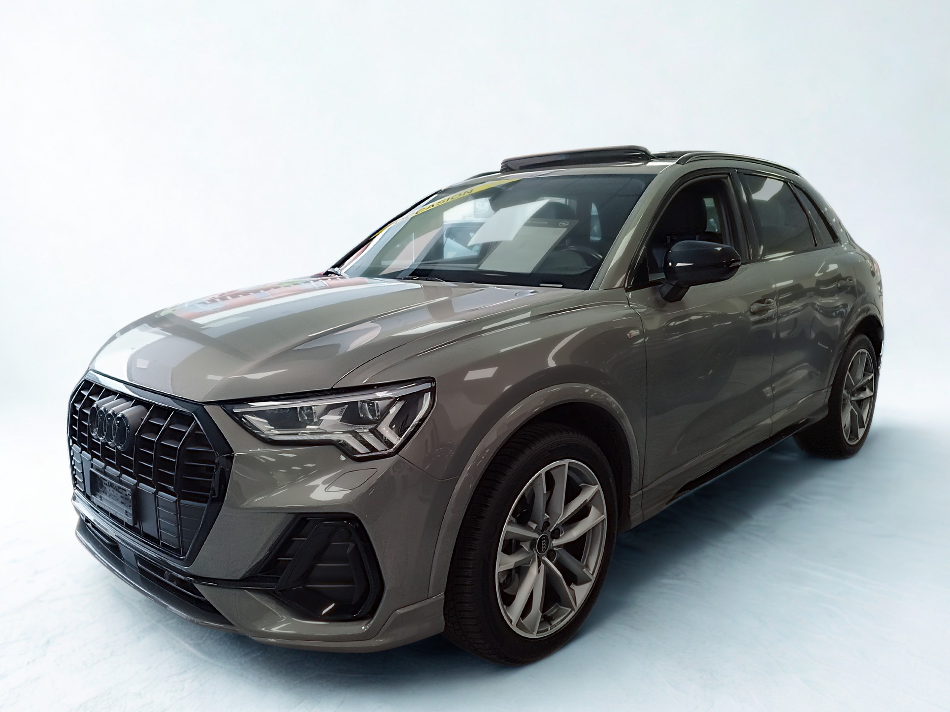 AUDI Q3 Sportback 40 TDI S line quattro S-tronic-image-0