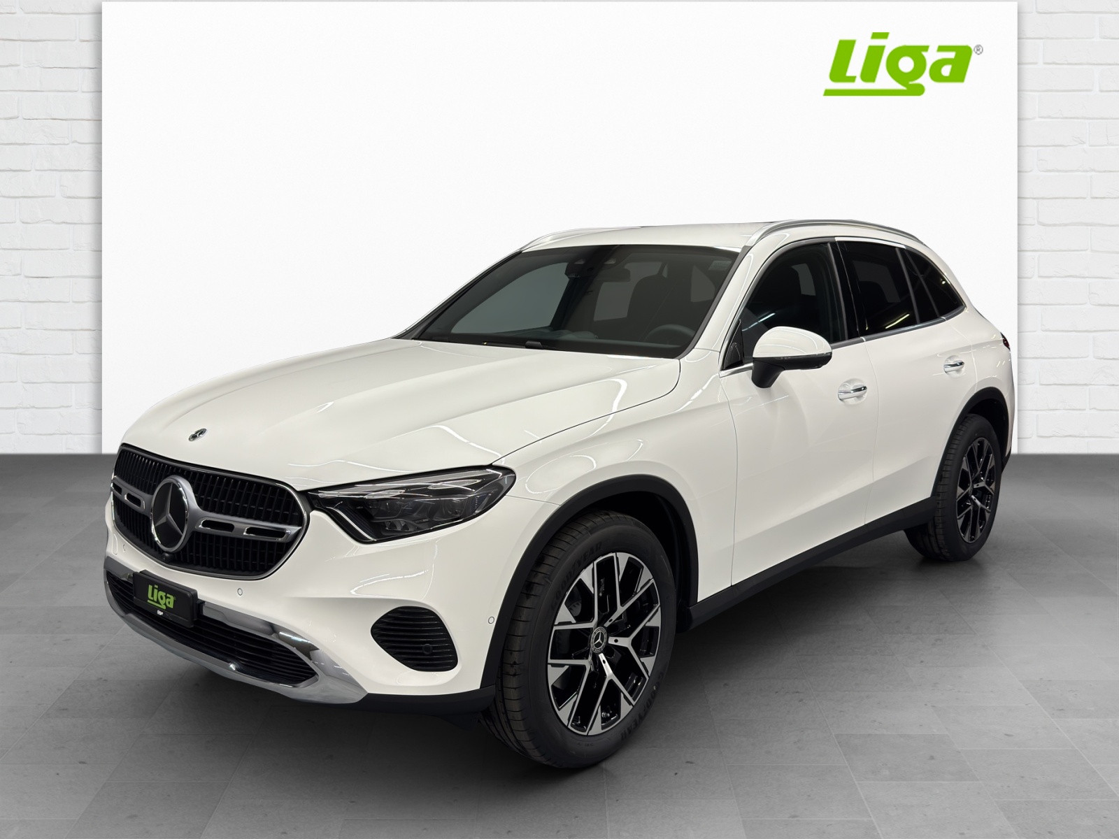 MERCEDES-BENZ GLC 220 d Avantgarde 4Matic-image-1