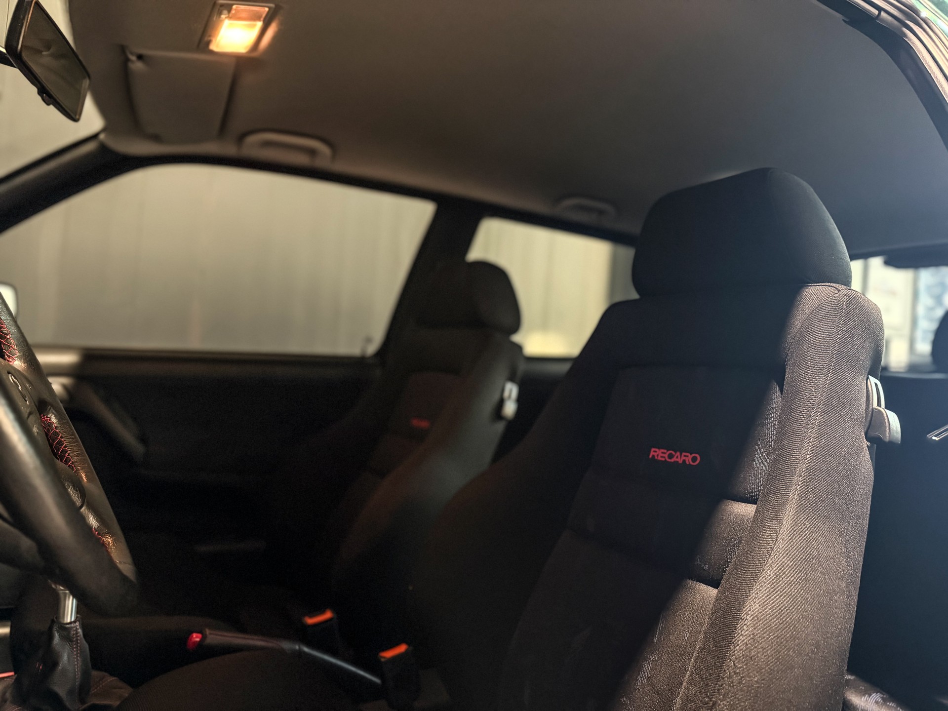 VW Golf 2000 GTI 16V Edition-image-11