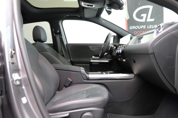 Image MERCEDES-BENZ GLA-200 GLA 200 7G-DCT