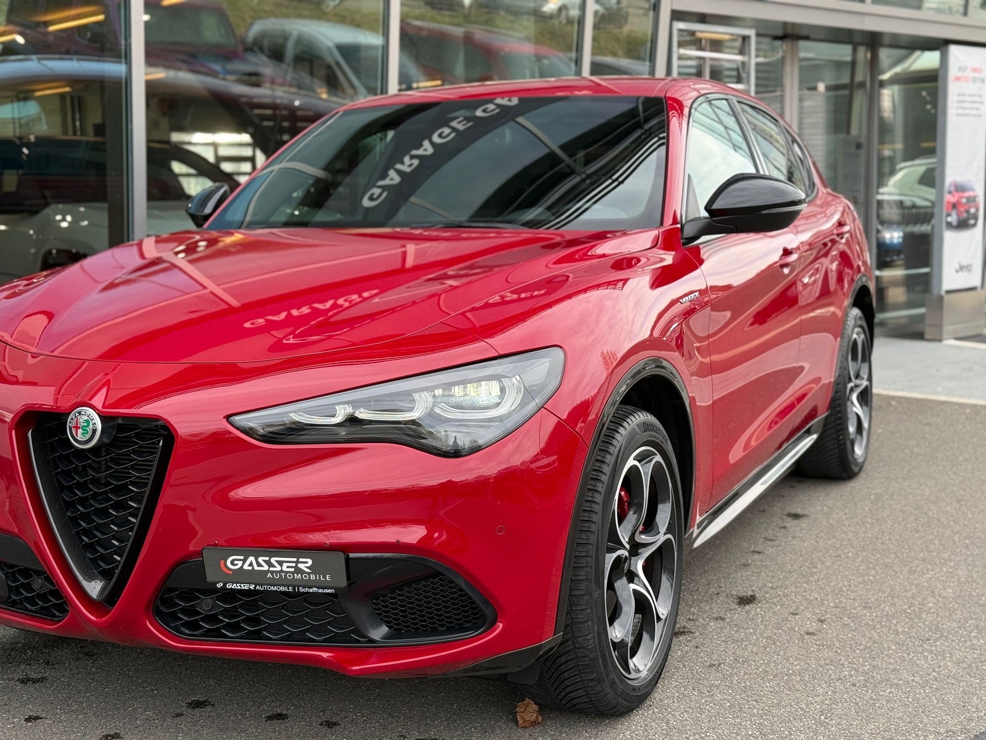 ALFA ROMEO Stelvio 2.0 Veloce Pack Premium Q4 AT8-image-3