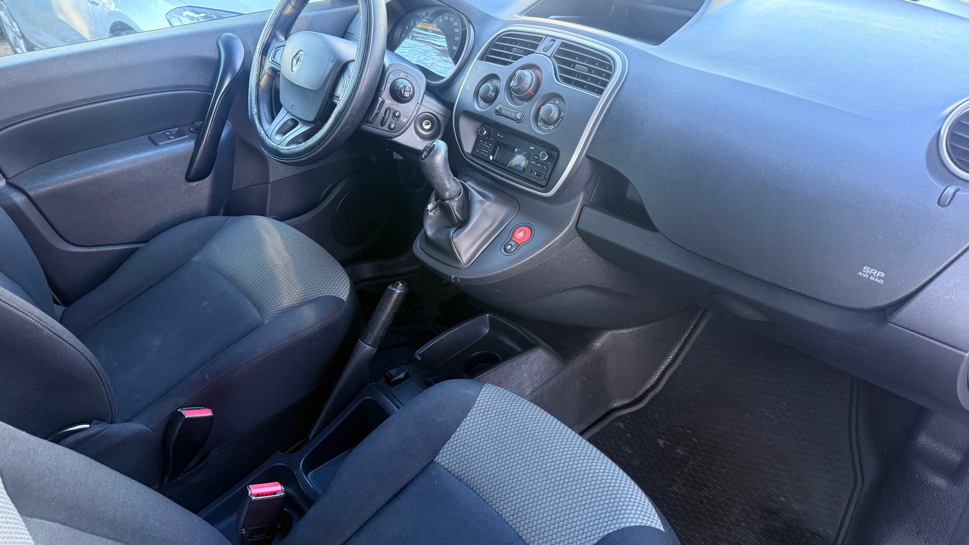 RENAULT Kangoo Medium dCi 90 ENERGY Business-image-5