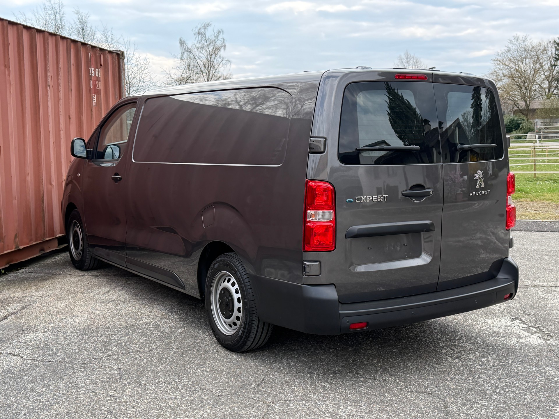 PEUGEOT e-Expert Kaw. Standard 75 kWh L3-image-3